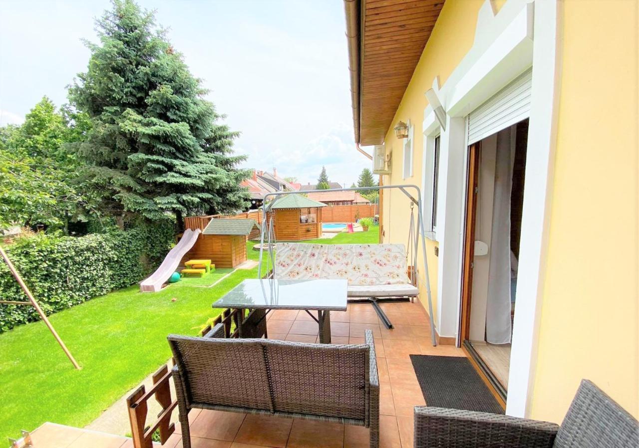 Apartman Siesta Buek - Buekfuerdo Exterior photo